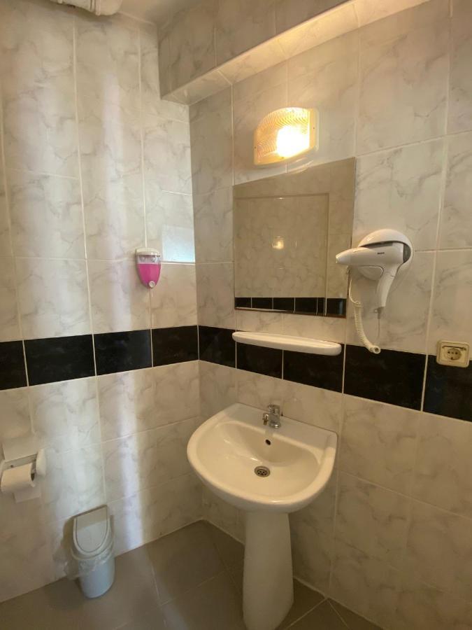 Ay 2 Otel Antalya